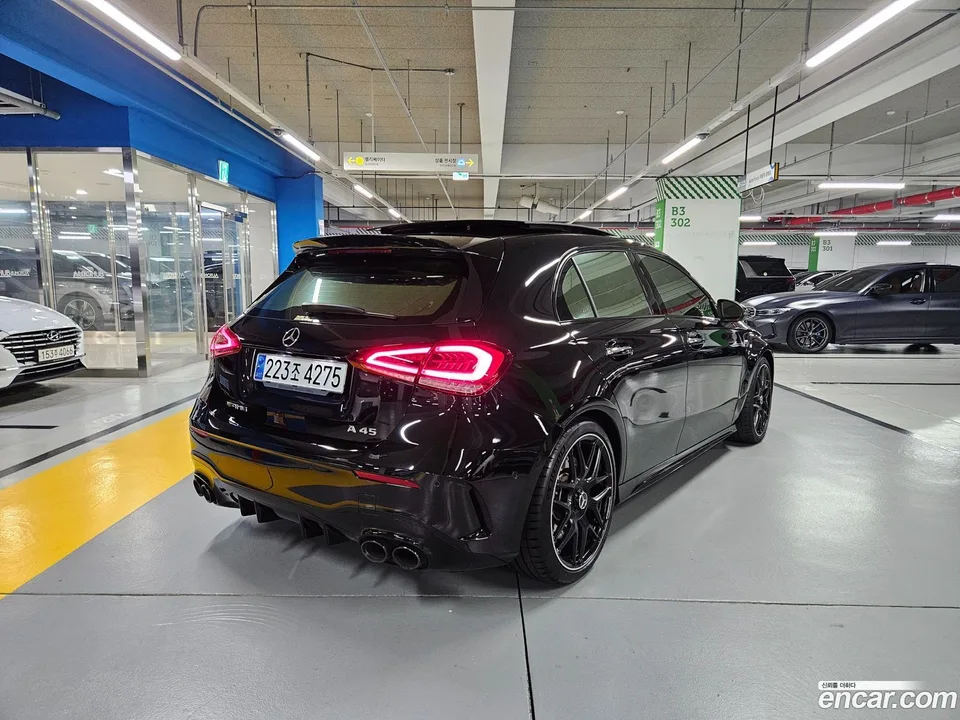 Mercedes-Benz A-Class AMG A45 4MATIC+ 2023 — миниатюра 2