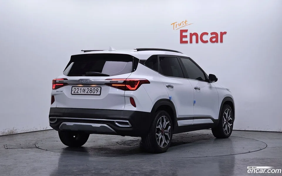 Kia Seltos 1.6 2WD 2022 — миниатюра 2