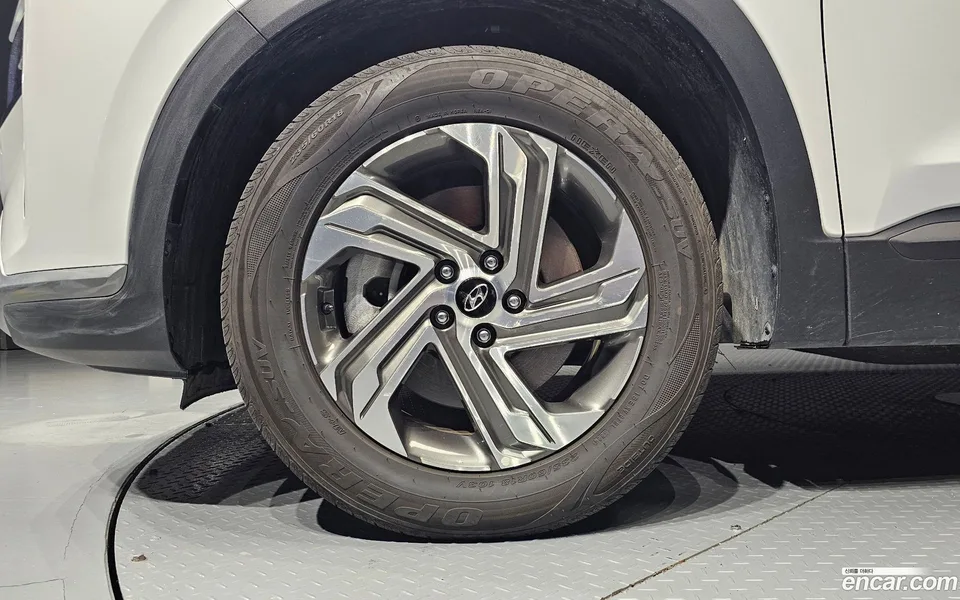 Hyundai SantaFe 2.5T 2WD 2022 — миниатюра 5