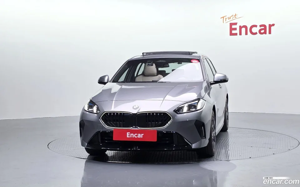 BMW 1 Series 120 M 2025 — миниатюра 3