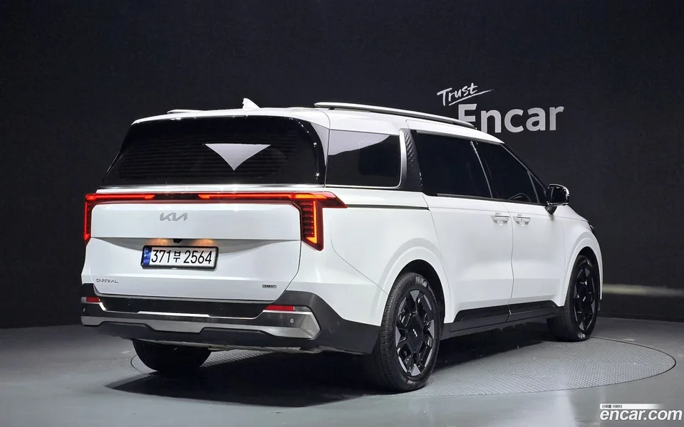 Kia Carnival HEV 7 2024 — миниатюра 2