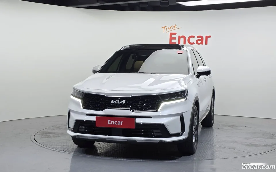 Kia Sorento HEV 1.6 2WD 2023 — миниатюра 3
