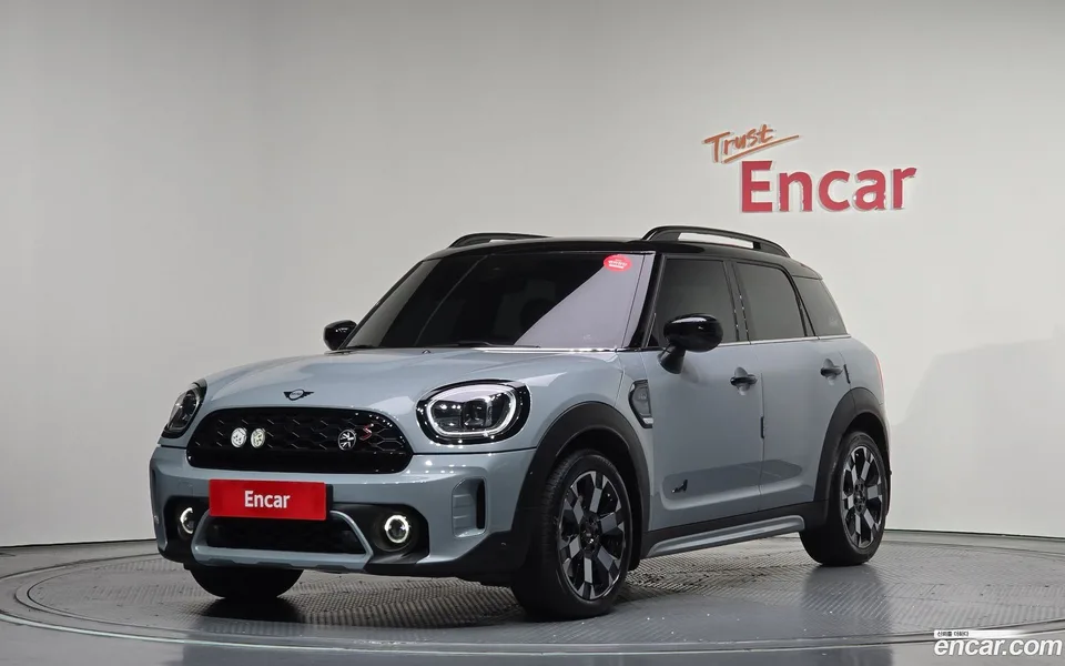 MINI Cooper S Countryman ALL4 2023 — фото 1, купить с доставкой в Москву