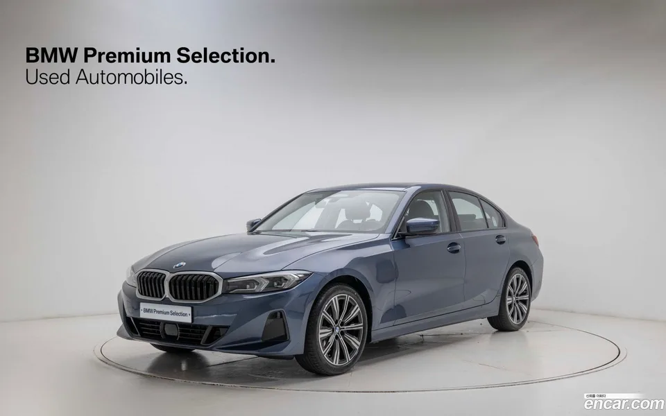 BMW 3 Series 320i 2025 — фото 1, купить с доставкой в Москву