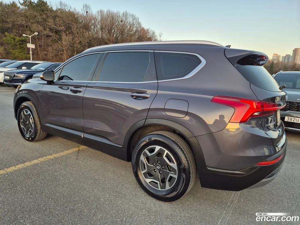 Hyundai SantaFe HEV 1.6 2WD 2022 — миниатюра 4