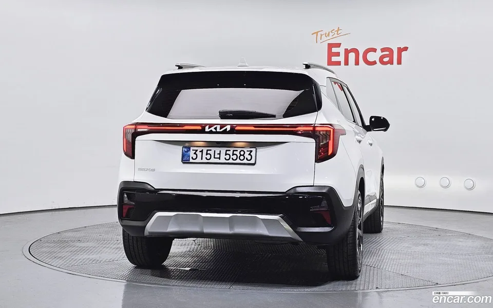 Kia Seltos 1.6 2WD 2024 — миниатюра 4