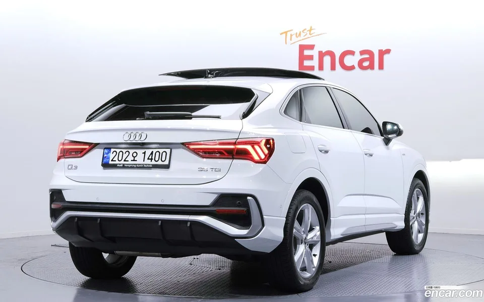 Audi Q3 35 TDI 2023 — миниатюра 2
