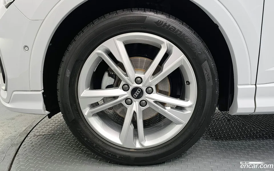 Audi Q3 35 TDI 2023 — миниатюра 5