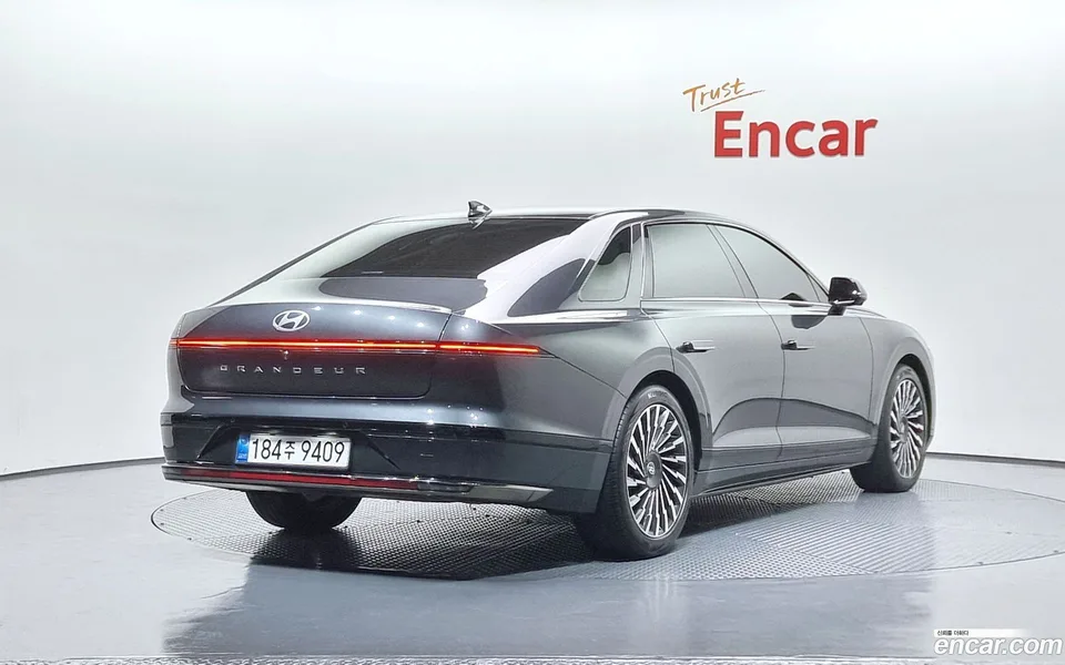 Hyundai Grandeur Hybrid 2023 — миниатюра 2