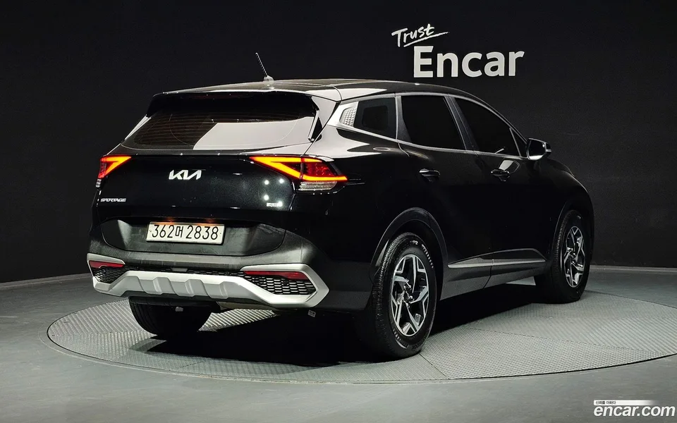 Kia Sportage 2.0 4WD 2023 — миниатюра 2
