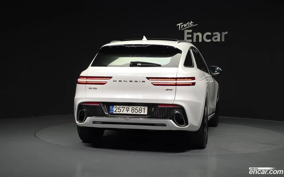 Genesis GV70 2.5T AWD 2022 — миниатюра 4