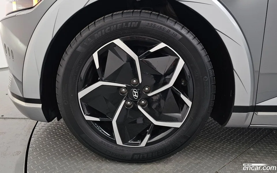 Hyundai Ioniq 5 2023 — миниатюра 5