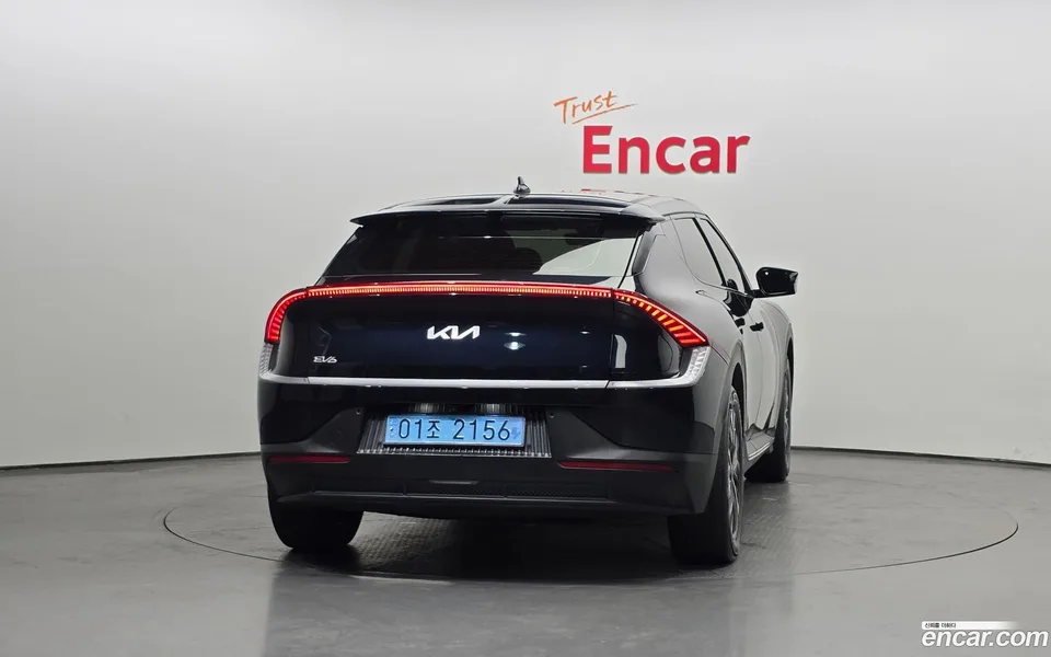 Kia EV6 2022 — миниатюра 4