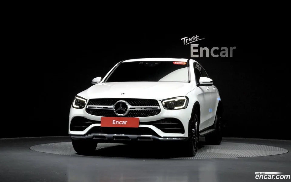 Mercedes-Benz GLC-Class GLC300 4MATIC 2023 — миниатюра 3