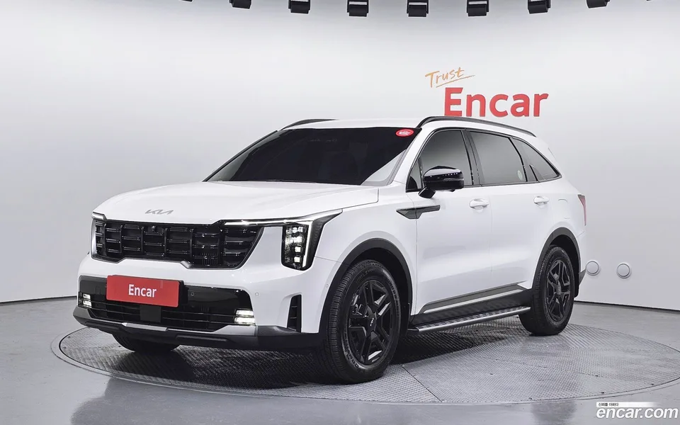 Kia Sorento HEV 1.6 2WD 2023 — фото 1, купить с доставкой в Москву