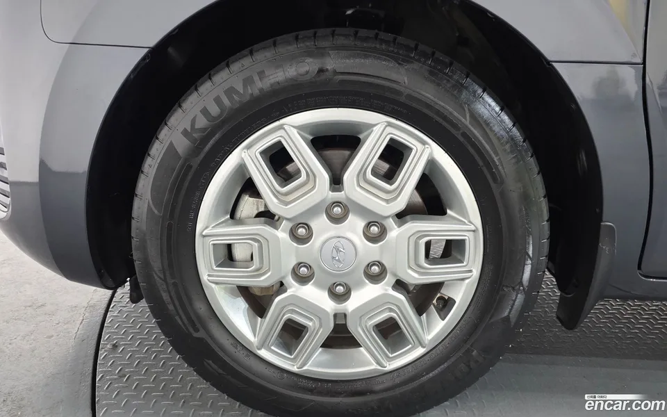 Hyundai Staria 5 2024 — миниатюра 5