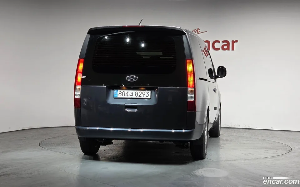 Hyundai Staria 5 2024 — миниатюра 4