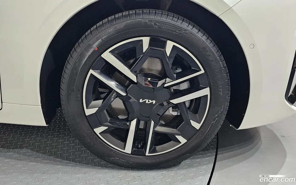Kia K8 2.5 2WD 2025 — миниатюра 5