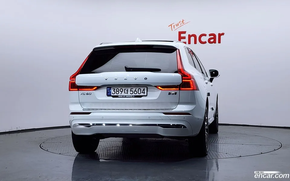 Volvo XC60 B5 2023 — миниатюра 4