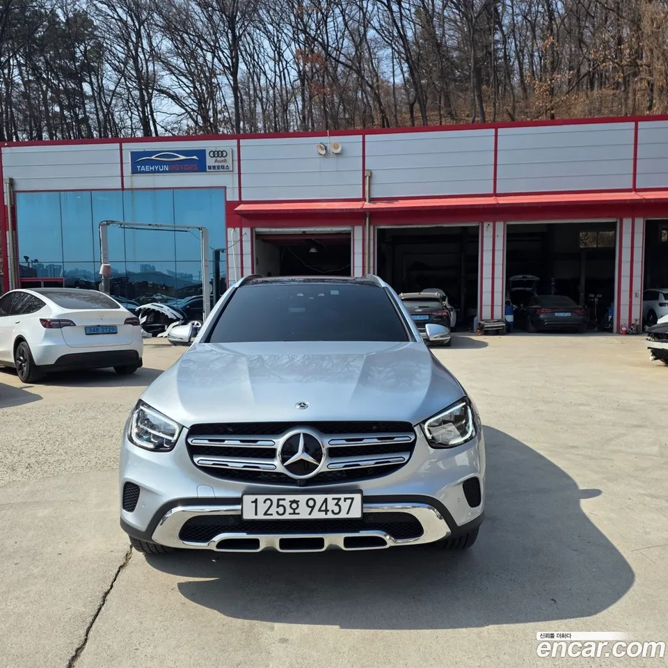 Mercedes-Benz GLC-Class GLC220 d 4MATIC 2022 — фото 1, купить с доставкой в Москву