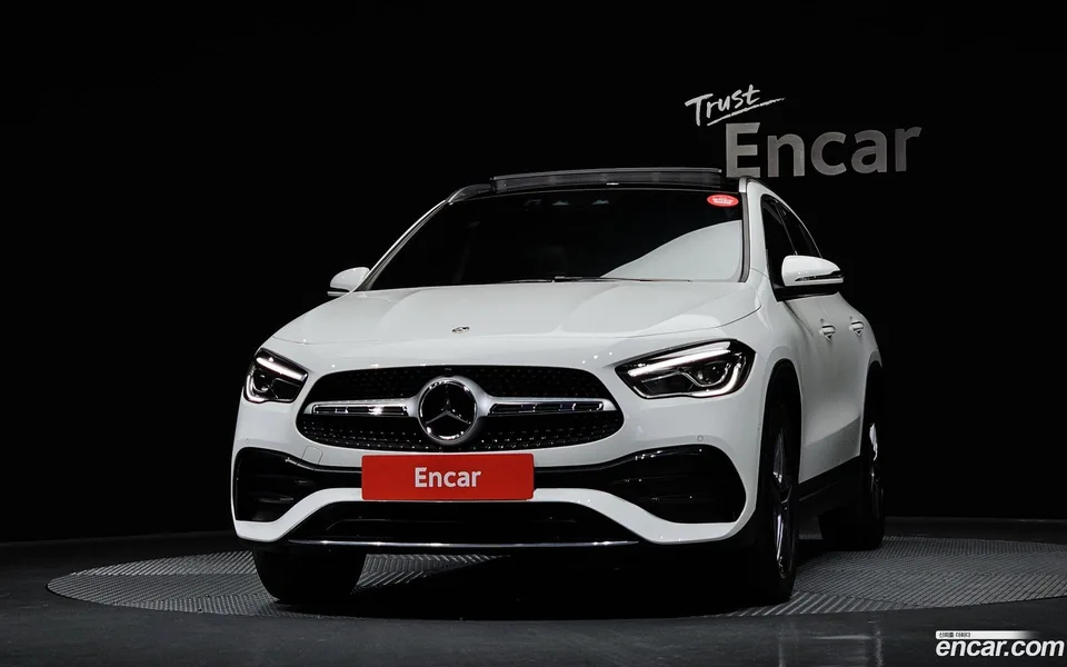 Mercedes-Benz GLA-Class GLA250 4MATIC 2022 — миниатюра 3