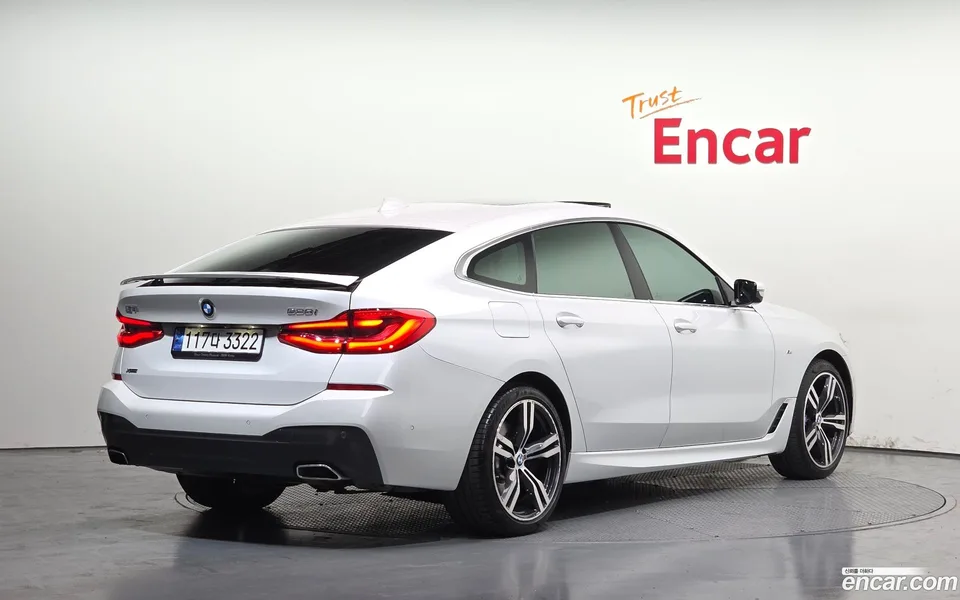 BMW 6 Series GT 630i xDrive M 2022 — миниатюра 2