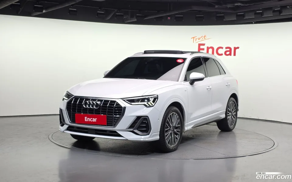 Audi Q3 35 TDI 2022 — фото 1, купить с доставкой в Москву