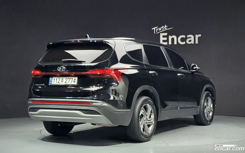 Hyundai SantaFe 2.2 2WD 2022 — миниатюра 2