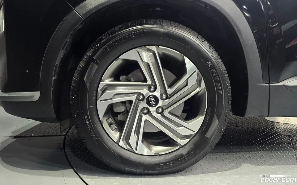 Hyundai SantaFe 2.2 2WD 2022 — миниатюра 5