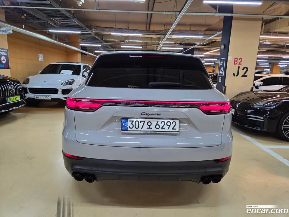 Porsche Cayenne 3.0 2023 — миниатюра 4