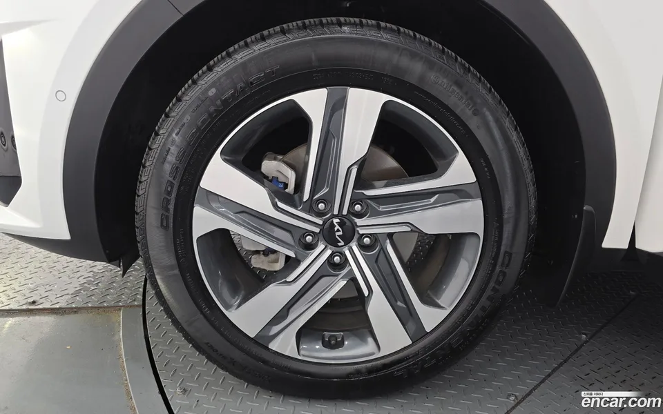 Kia Sorento HEV 1.6 2WD 2022 — миниатюра 5