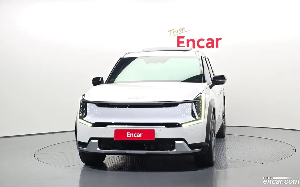 Kia EV9 4WD 2023 — миниатюра 3