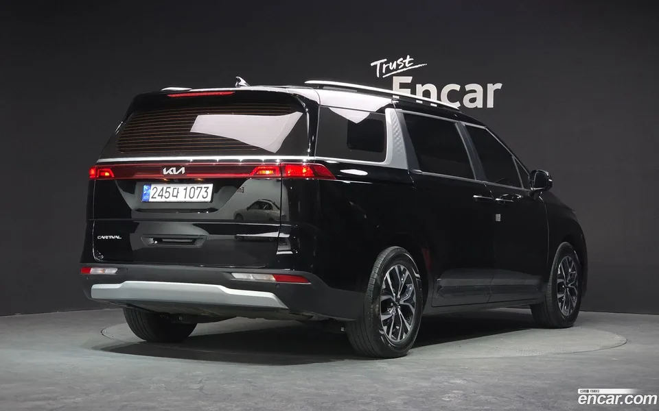 Kia Carnival 9 2022 — миниатюра 2