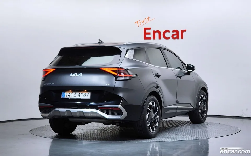 Kia Sportage 1.6 4WD 2023 — миниатюра 2