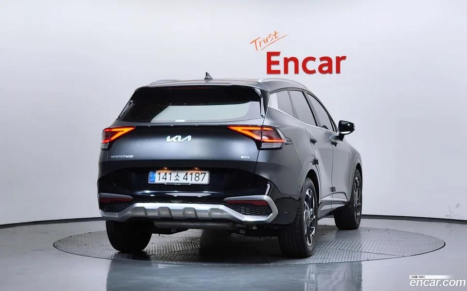 Kia Sportage 1.6 4WD 2023 — миниатюра 4