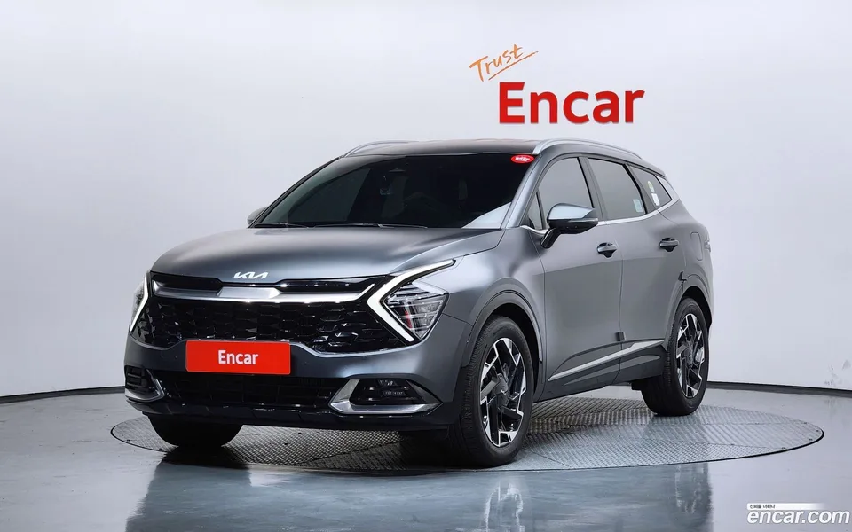Kia Sportage 1.6 4WD 2023 — фото 1, купить с доставкой в Москву