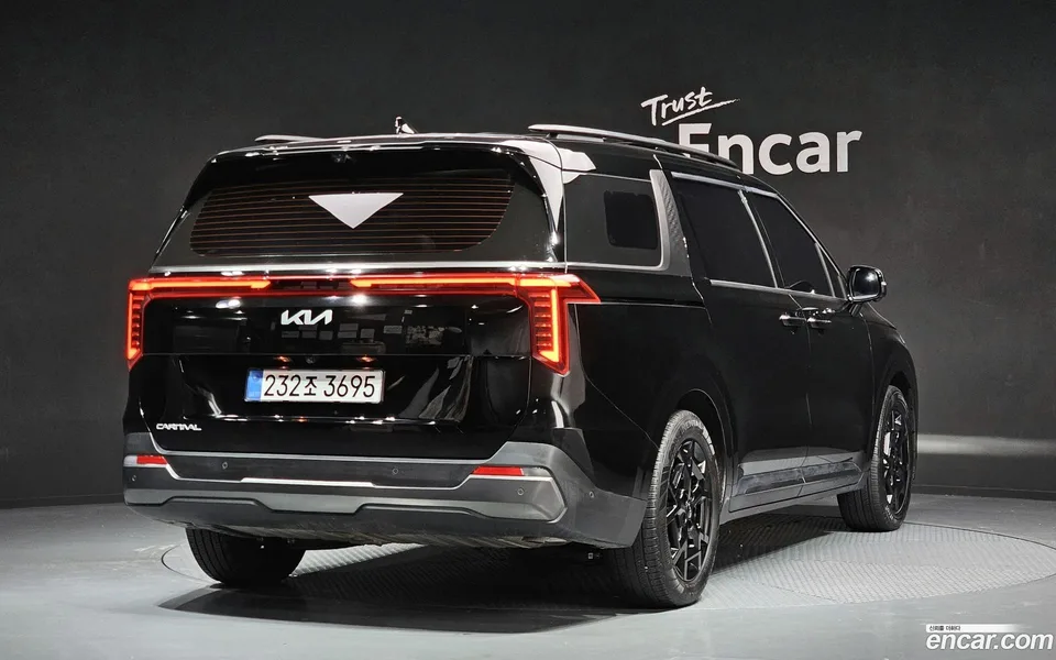 Kia Carnival 9 2025 — миниатюра 2