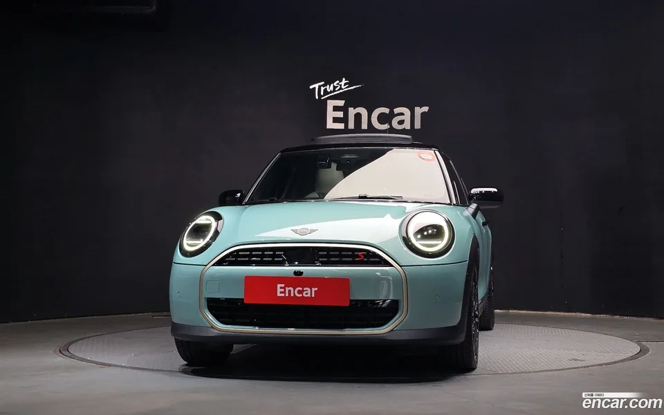 MINI Cooper S 5 2025 — миниатюра 3