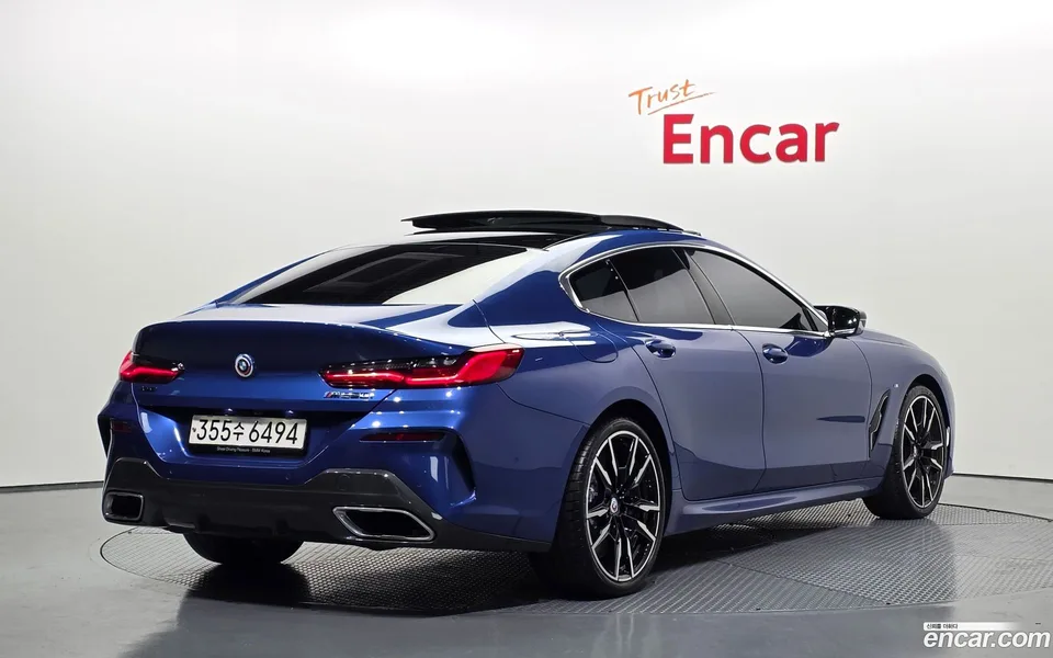BMW 8 Series M850i xDrive 2023 — миниатюра 2