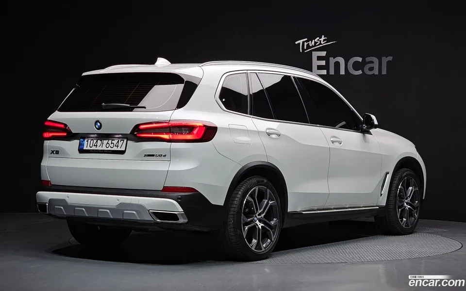 BMW X5 xDrive 30d xLine 2022 — миниатюра 2