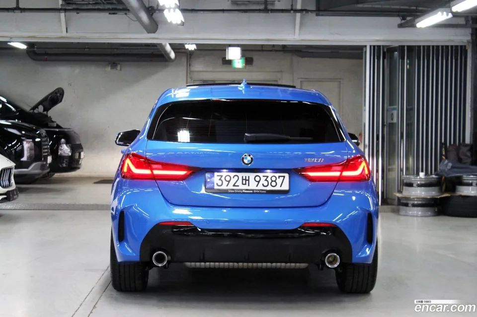 BMW 1 Series 120i M 2023 — миниатюра 5