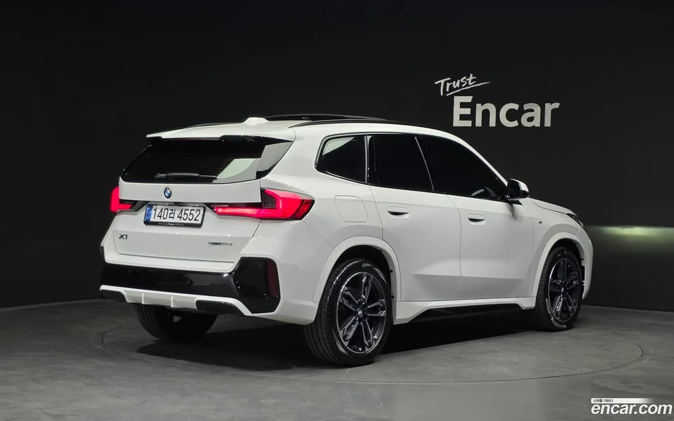 BMW X1 sDrive 18d M 2024 — миниатюра 2
