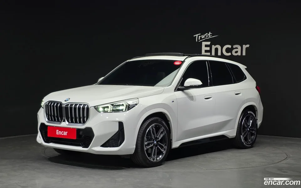 BMW X1 sDrive 18d M 2024 — фото 1, купить с доставкой в Москву