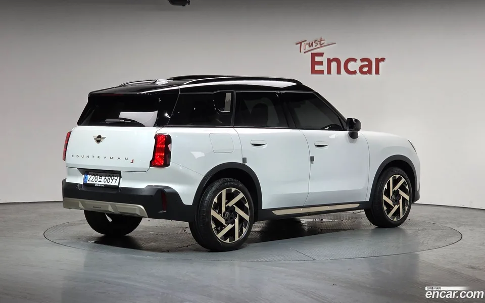 MINI Cooper S Countryman ALL4 2024 — миниатюра 2