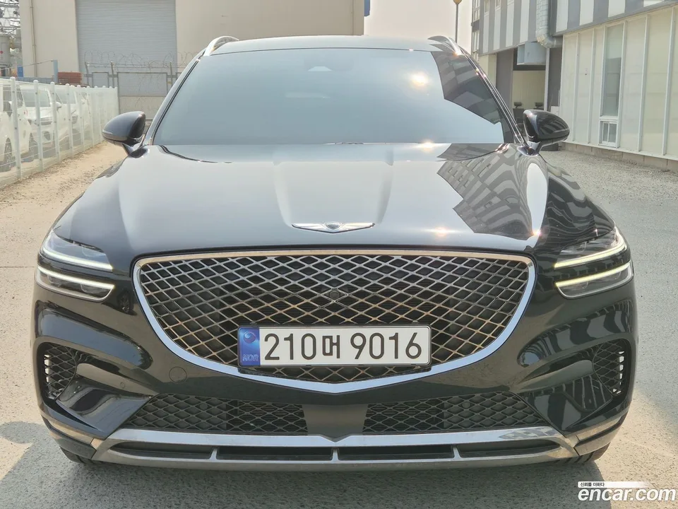 Genesis GV70 2.5T AWD 2023 — миниатюра 2