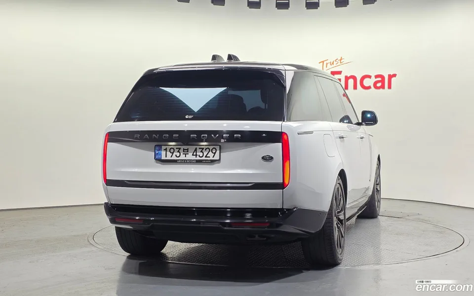 Land Rover Range Rover P530 AB LWB 2022 — миниатюра 4