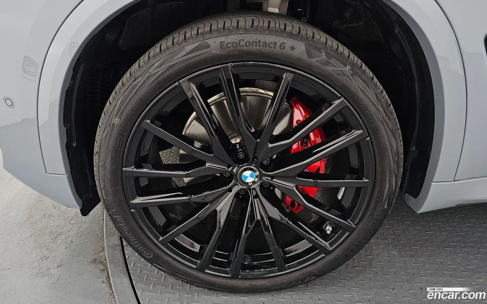 BMW X5 xDrive 40d M 2025 — миниатюра 5