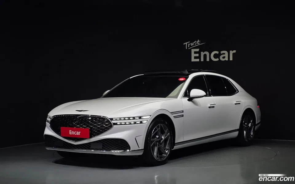 Genesis G90 3.5 AWD 2022 — фото 1, купить с доставкой в Москву
