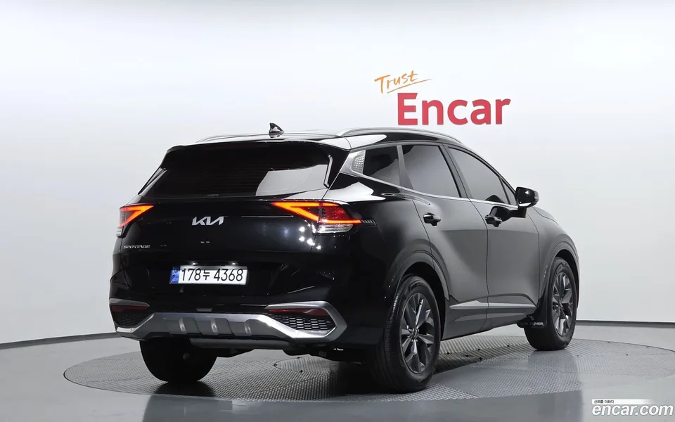 Kia Sportage 1.6 2WD 2022 — миниатюра 2