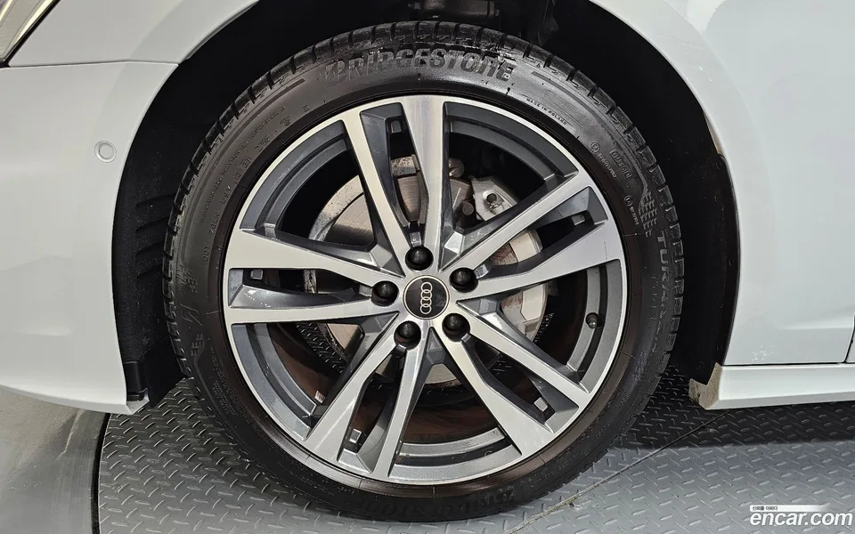Audi A6 40 TDI 2022 — миниатюра 5